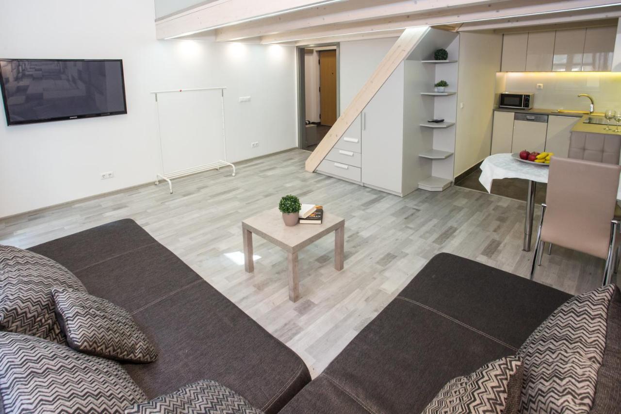 Aradi Apartment Будапеща Екстериор снимка